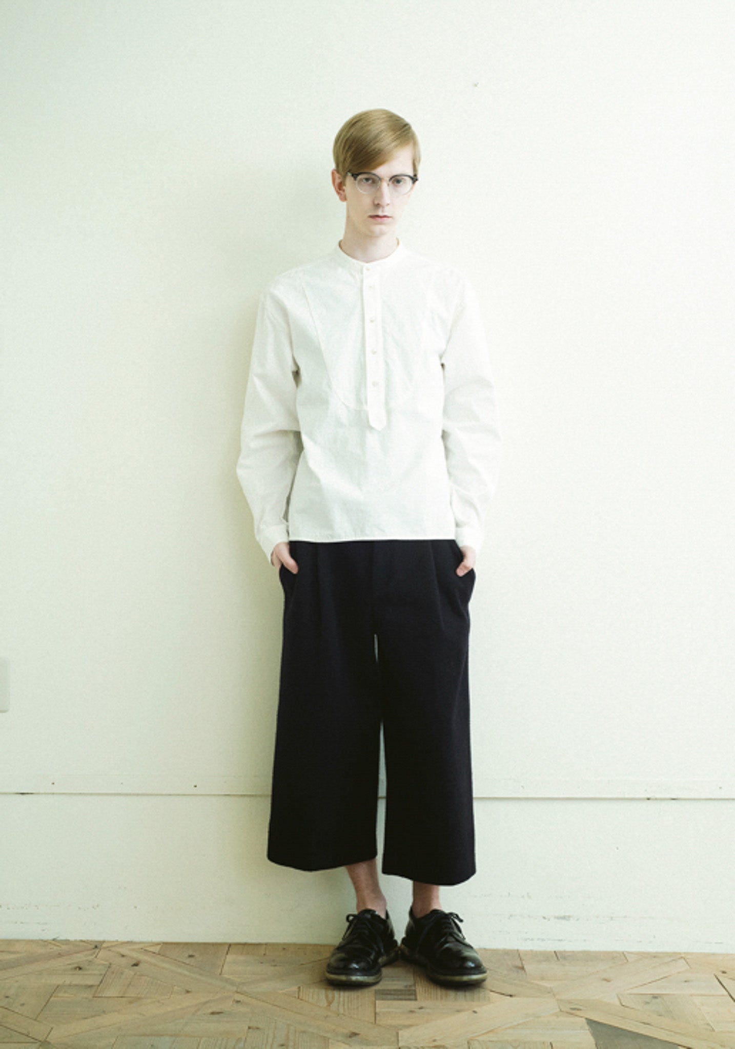 band collar bosom shirt white
