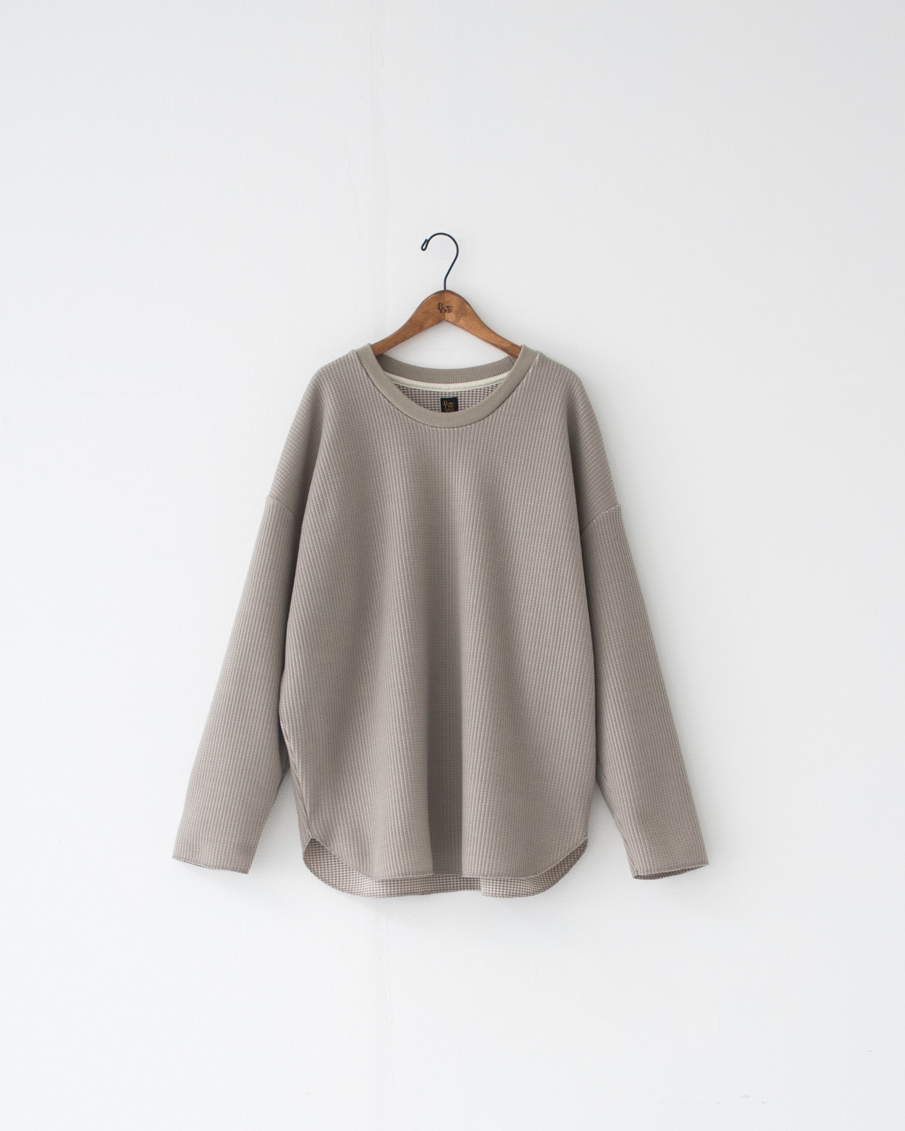 r-neck thermal greige
