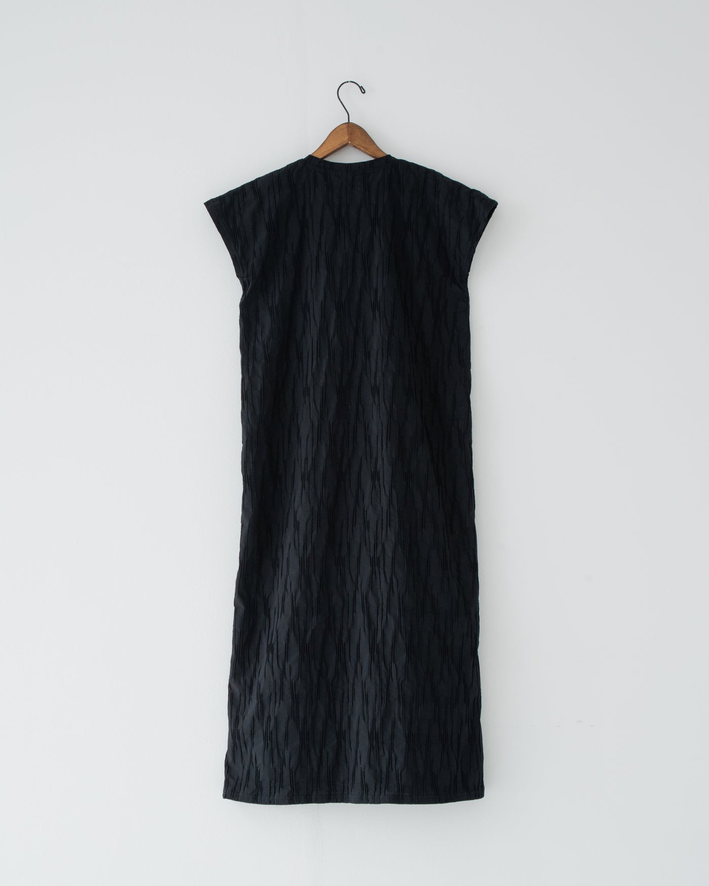 【予約商品】tucked dobby french-sleeve dress