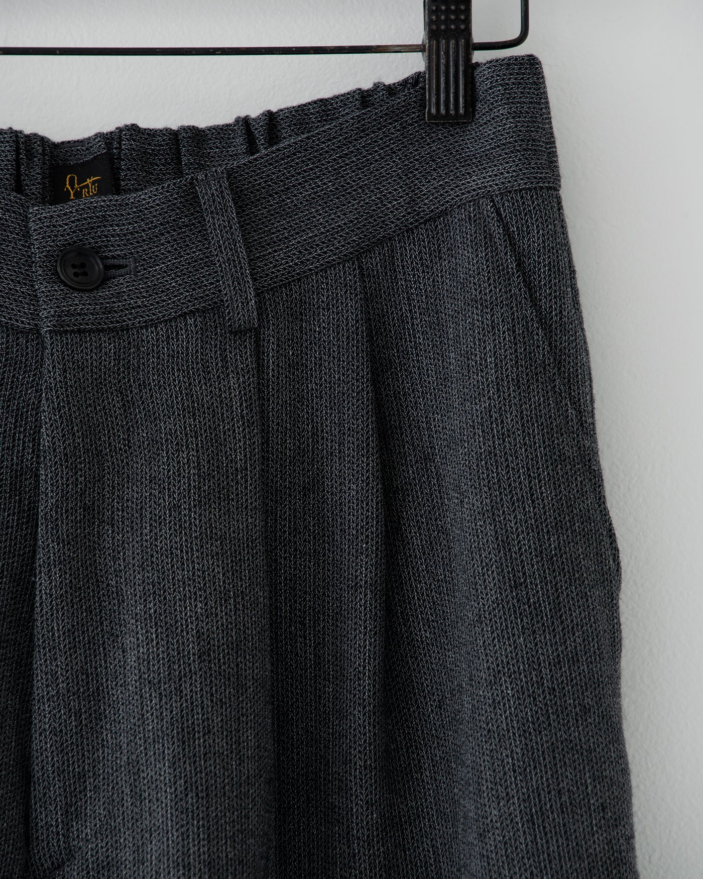 【予約商品】summer wool two-tuck slacks