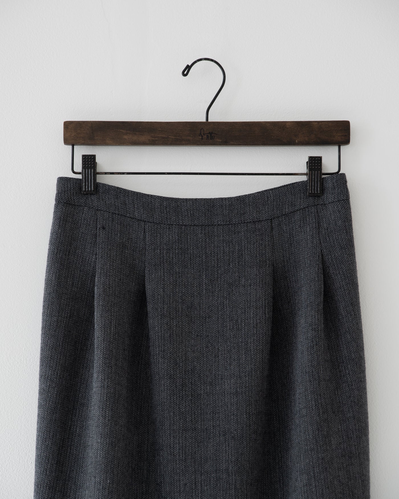 【予約商品】summer wool tuck pencil skirt