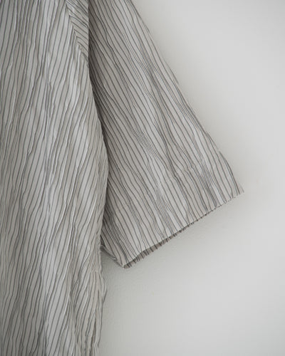 【予約商品】tucked dobby poncho shirt