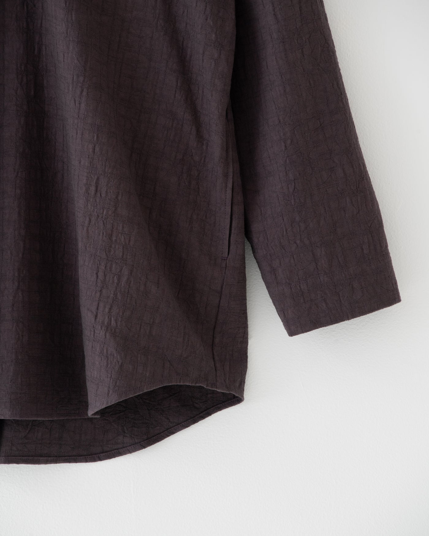 【予約商品】wrinkled effect v-neck pullover