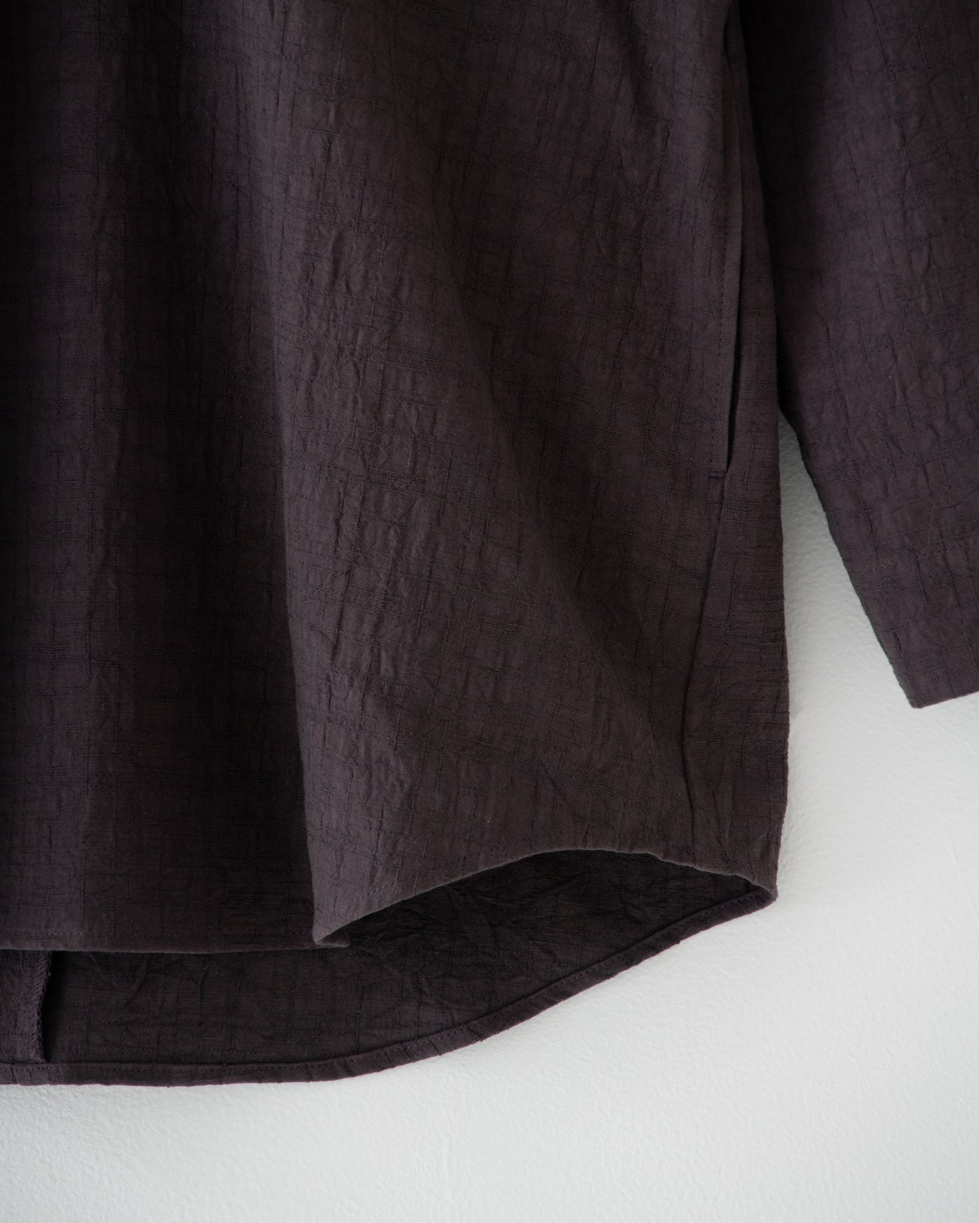 【予約商品】wrinkled effect v-neck pullover