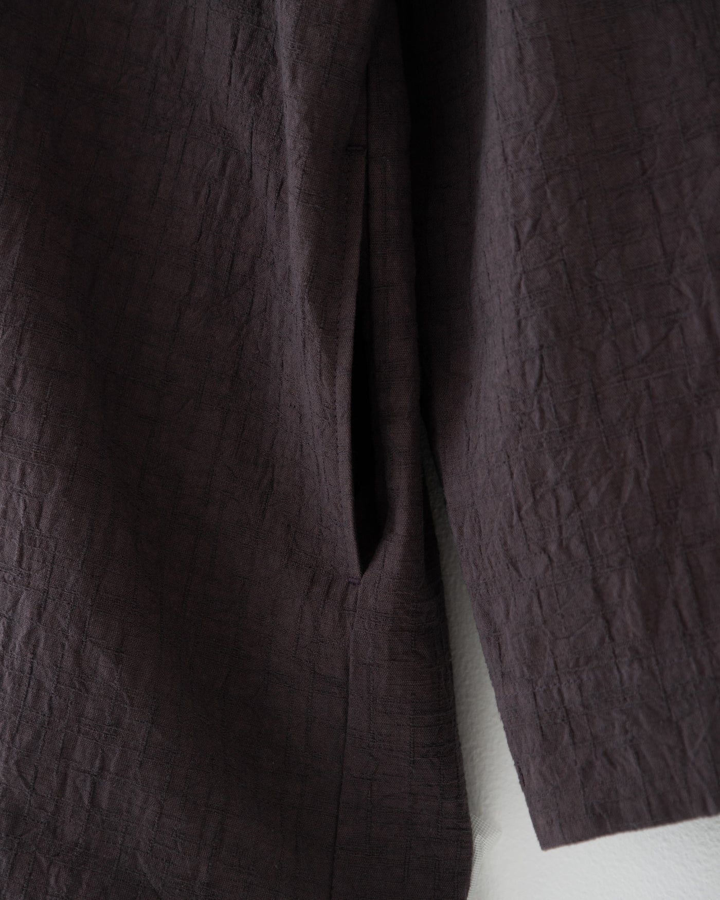 【予約商品】wrinkled effect v-neck pullover