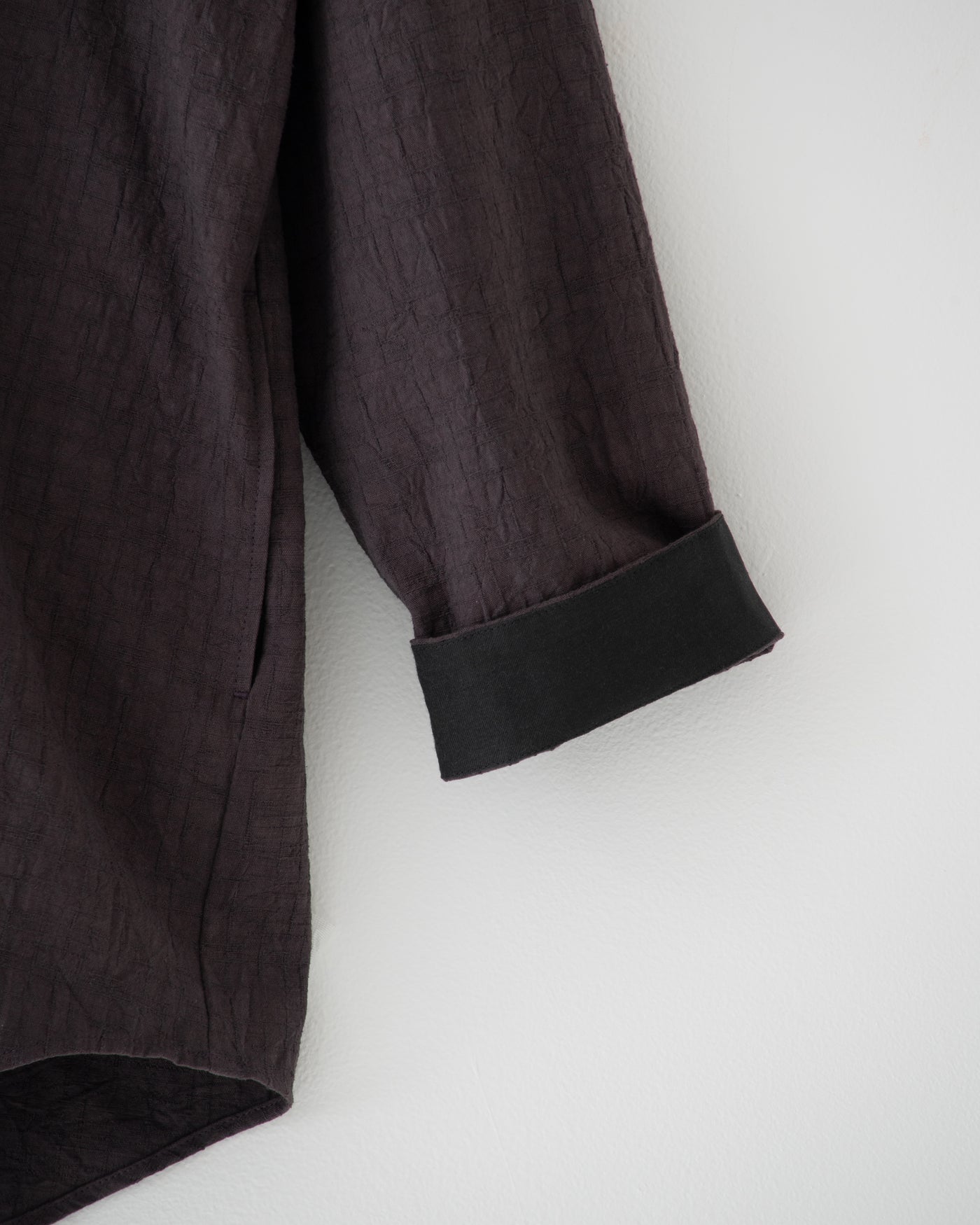 【予約商品】wrinkled effect v-neck pullover