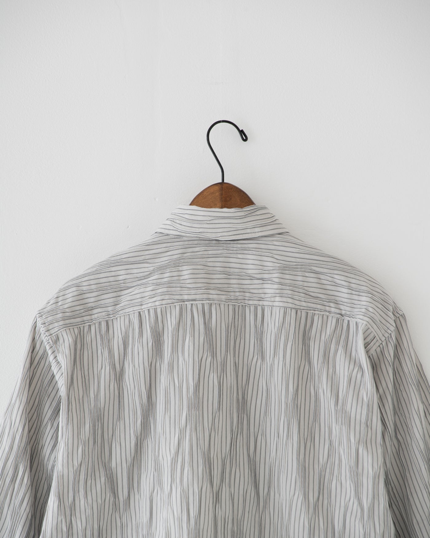 【予約商品】tucked dobby long-sleeve shirt