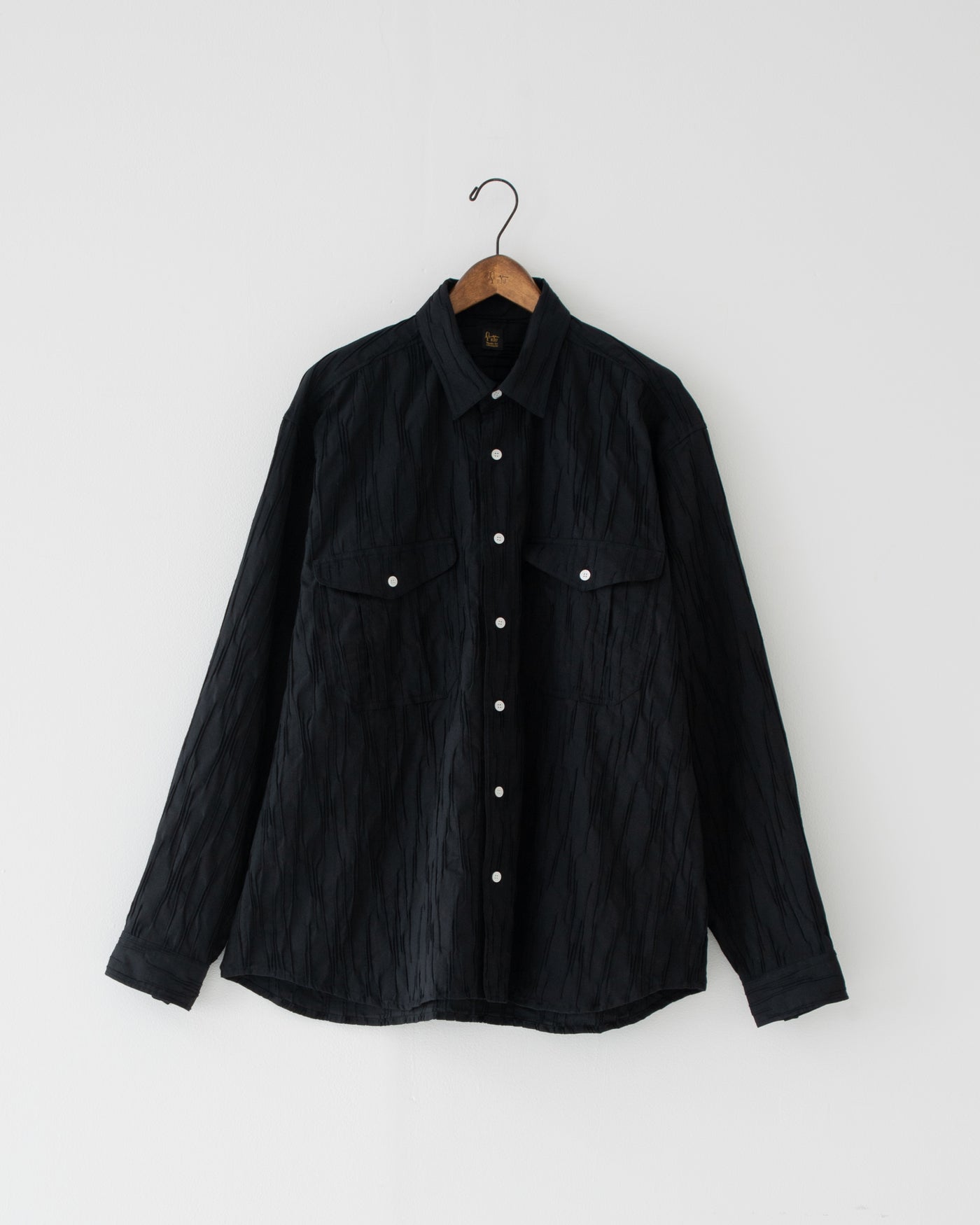 【予約商品】tucked dobby long-sleeve shirt