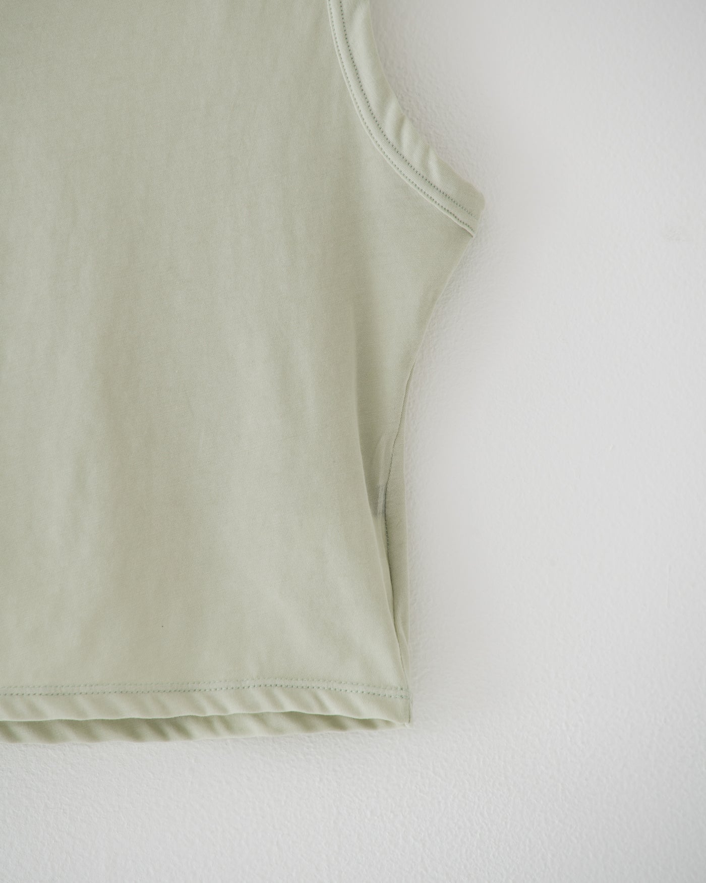 【予約商品】high twist jersey sleeve-less top