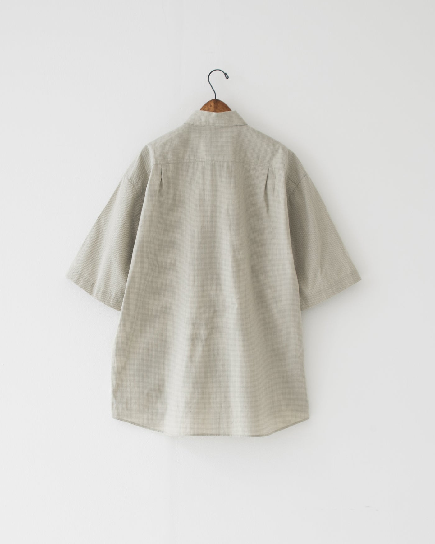 【予約商品】paper-like cotton half-sleeve shirt