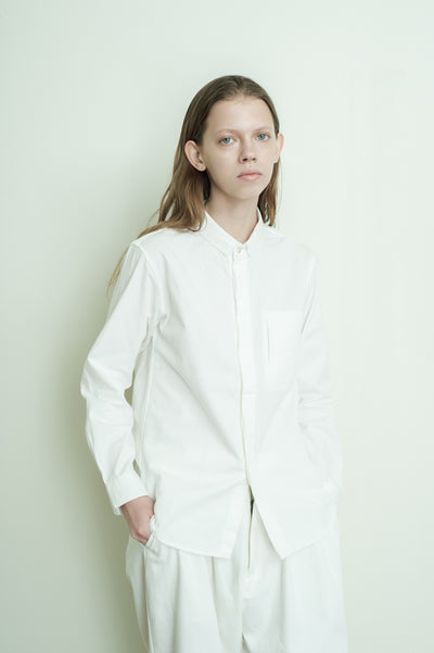 square collar shirt