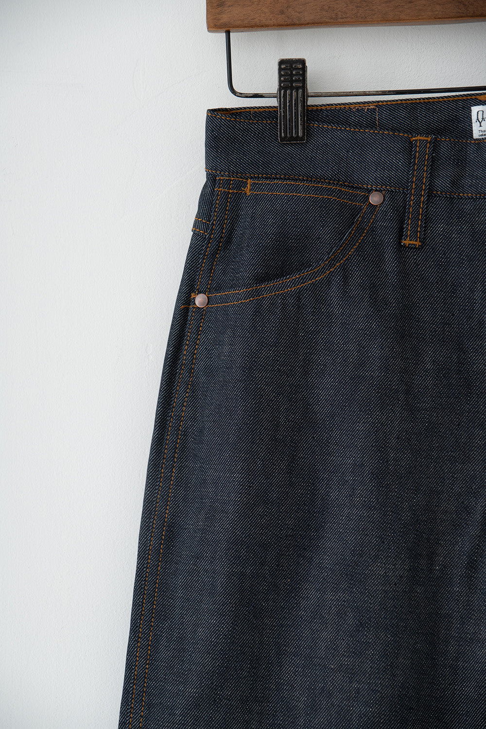 super rigid denim type.st
