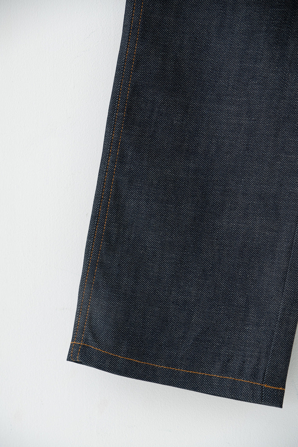super rigid denim type.st