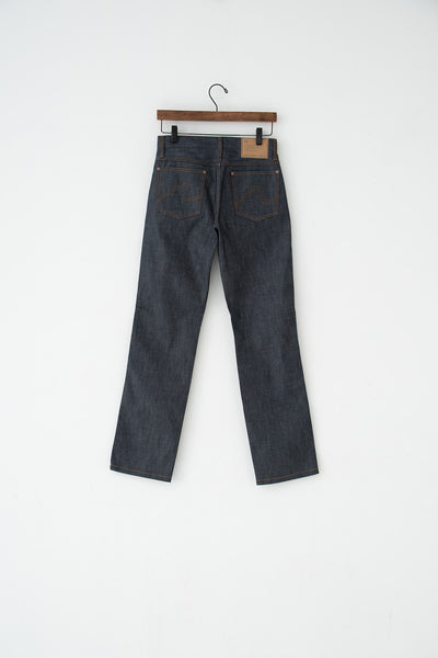 super rigid denim type.st