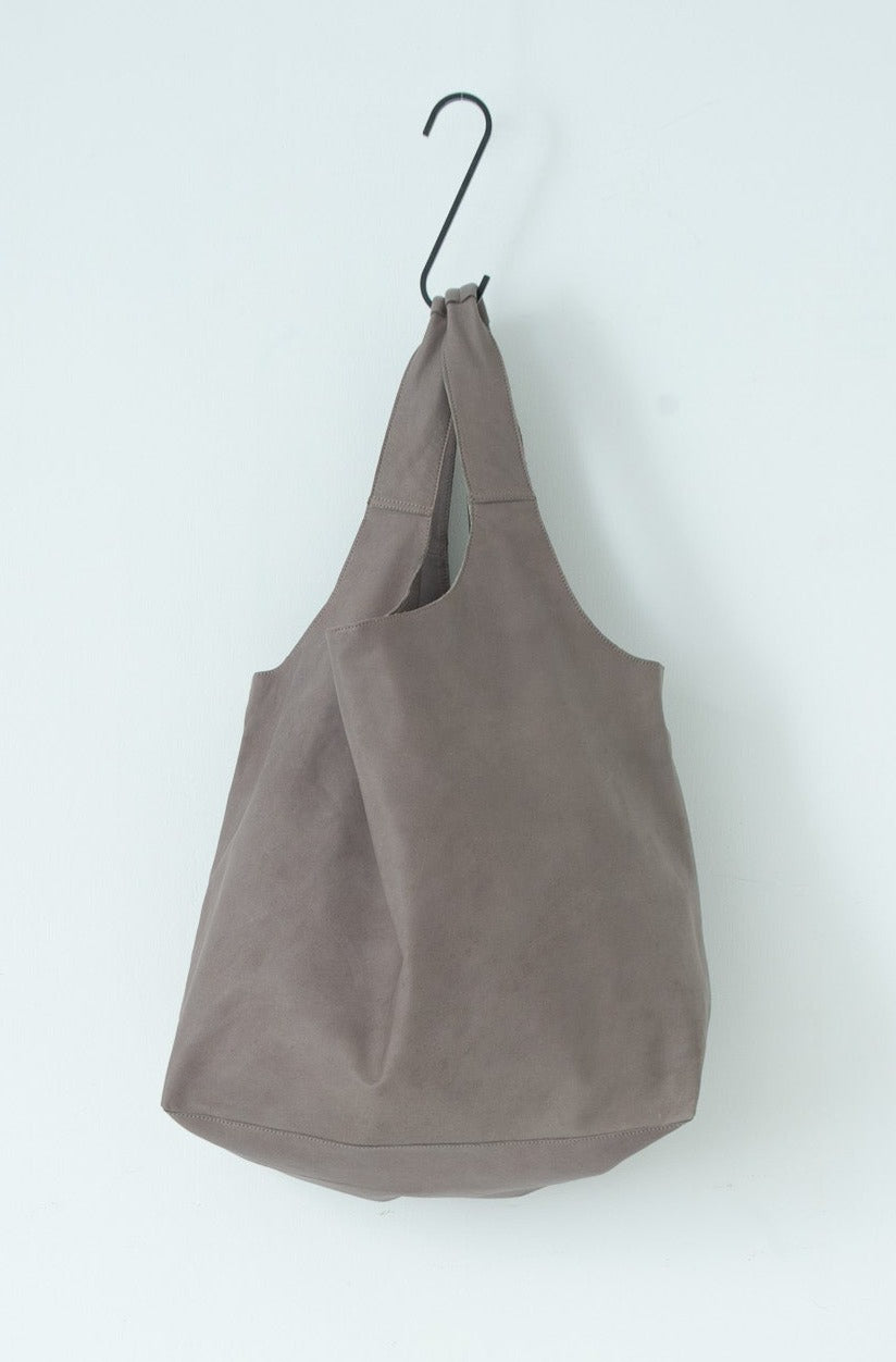 leather huge bag