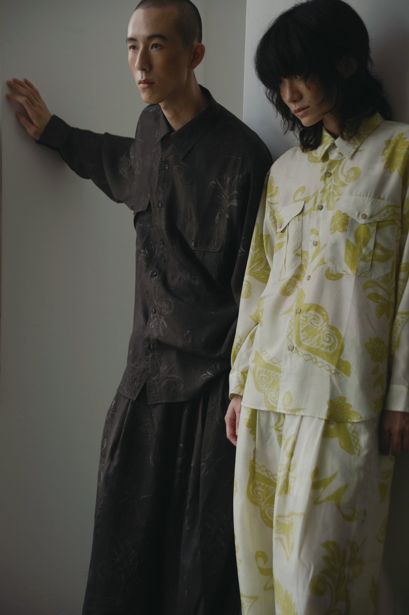 Kazakh long-sleeve shirt