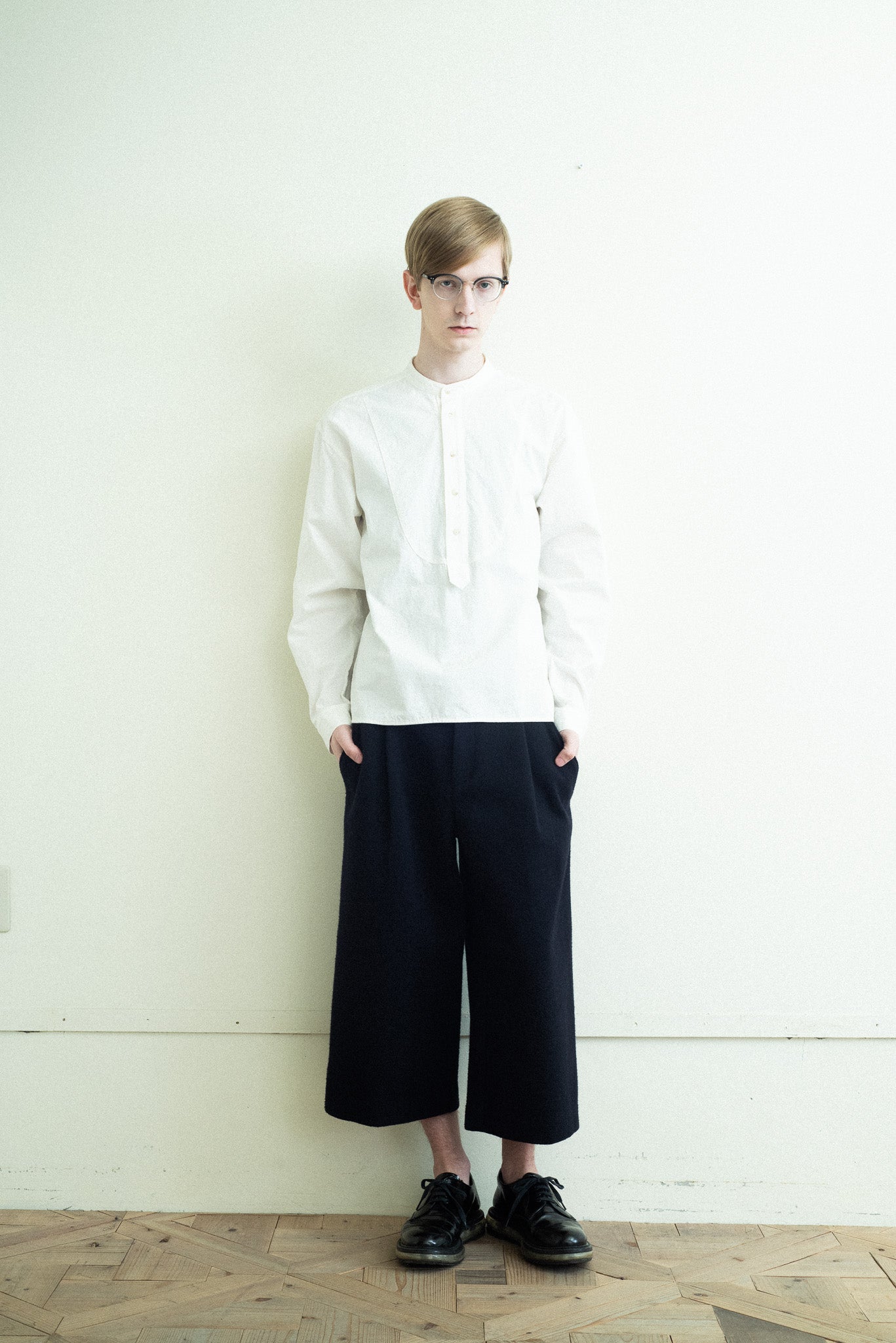 virgin wool bonding pants black