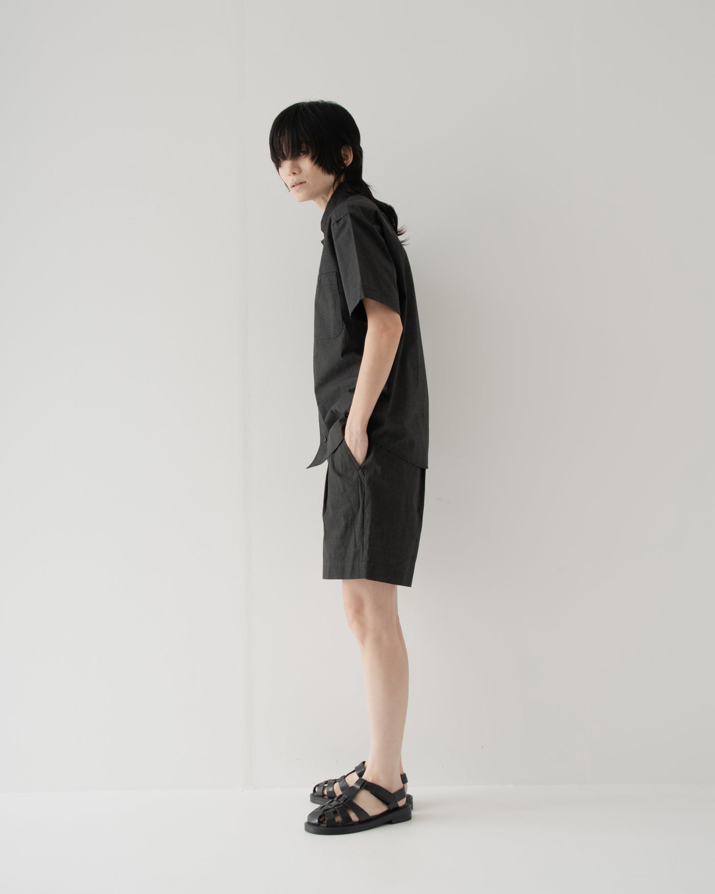 【予約商品】paper-like cotton half-sleeve shirt