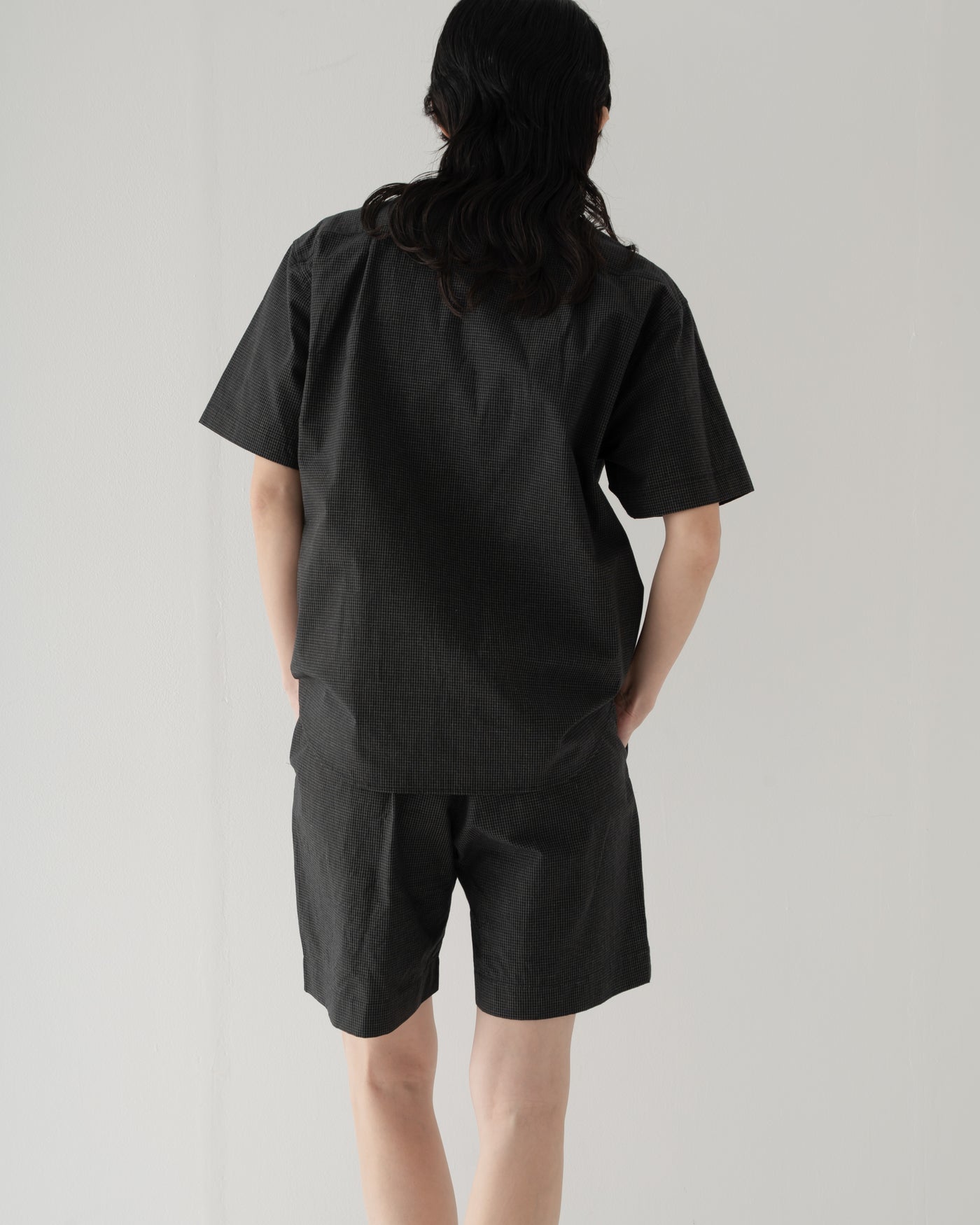 【予約商品】paper-like cotton half-sleeve shirt