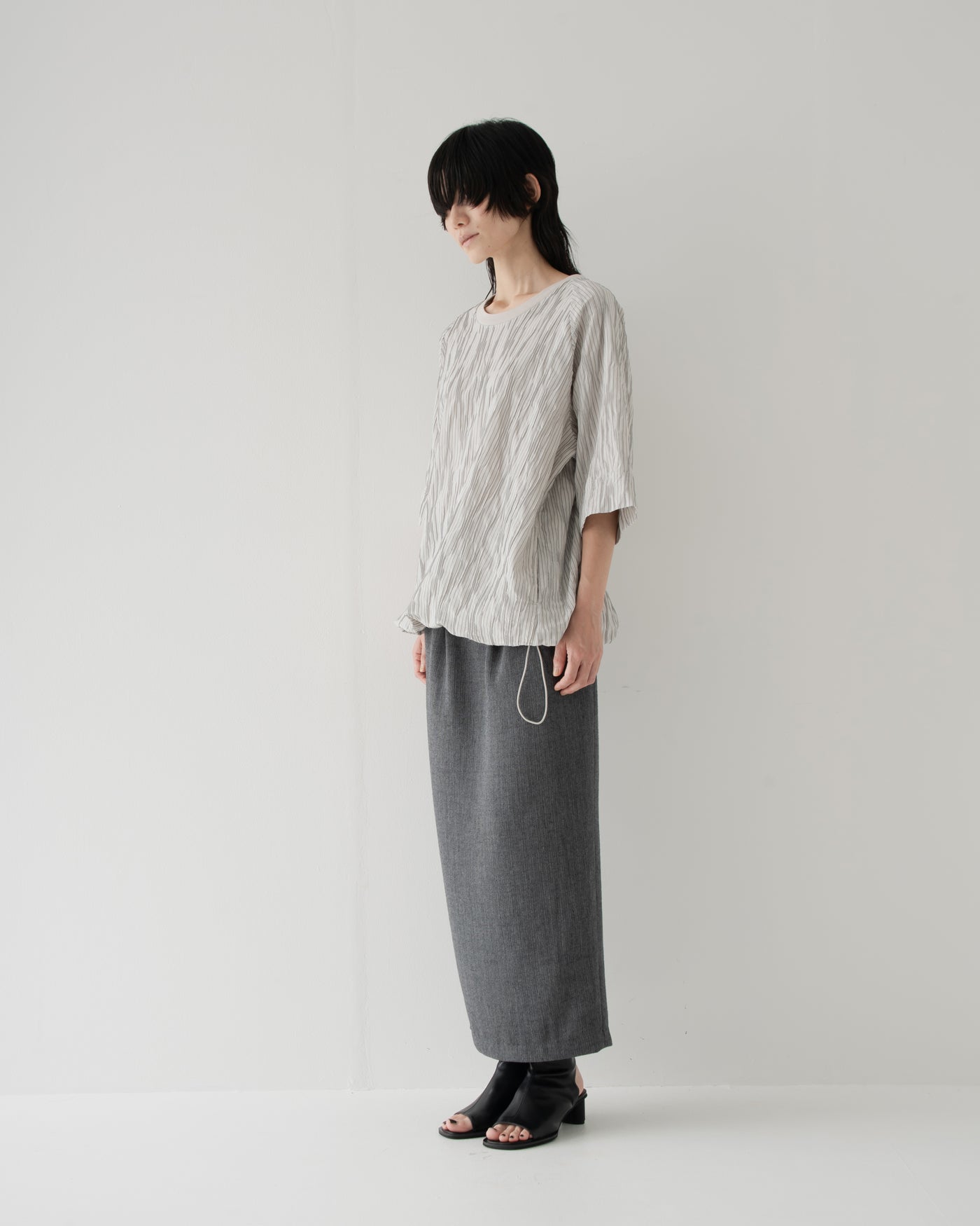 【予約商品】tucked dobby poncho shirt