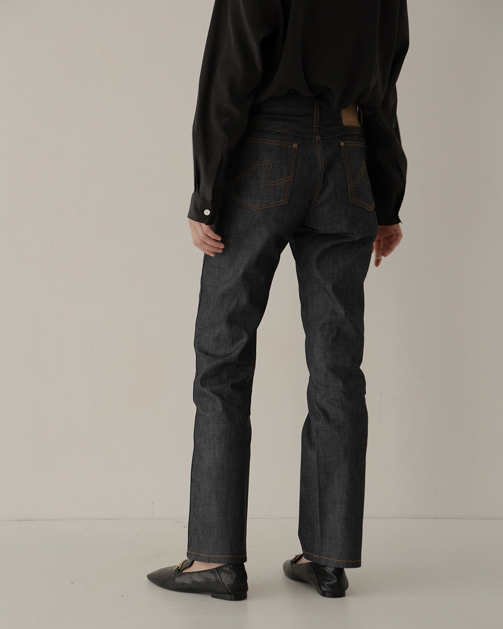 super rigid denim type.st