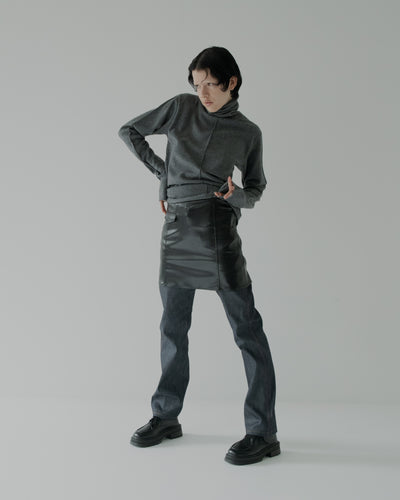 soft wool t-neck knit