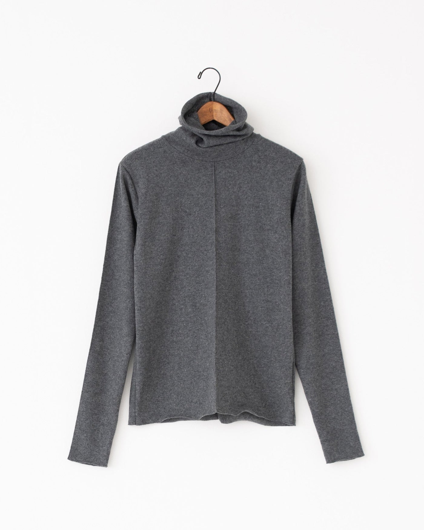 soft wool t-neck knit