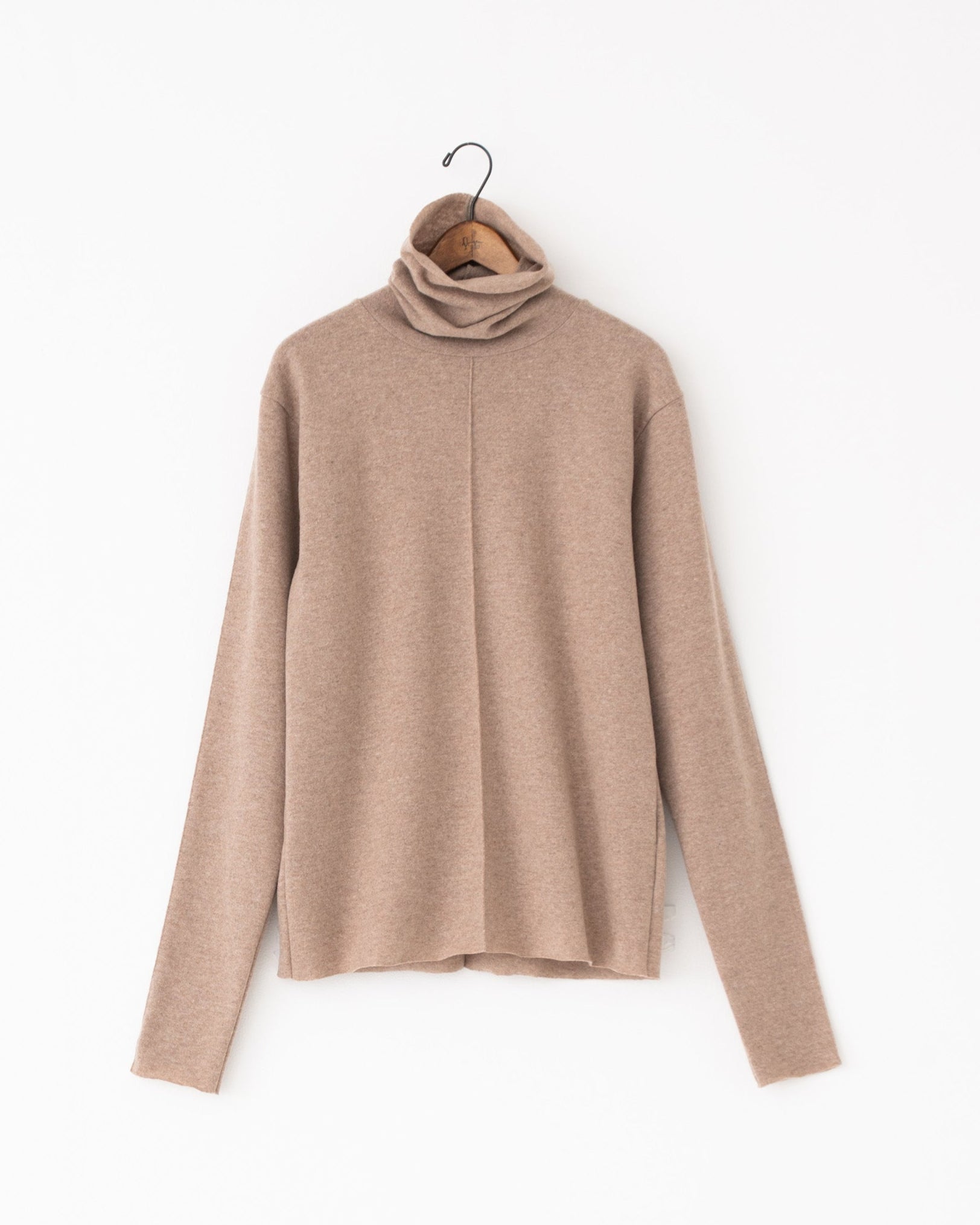 soft wool t-neck knit mocha