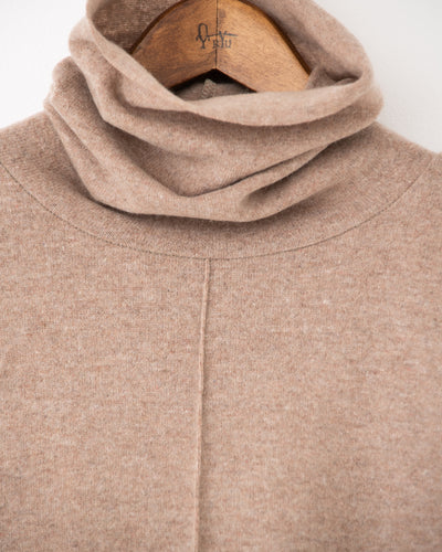 soft wool t-neck knit