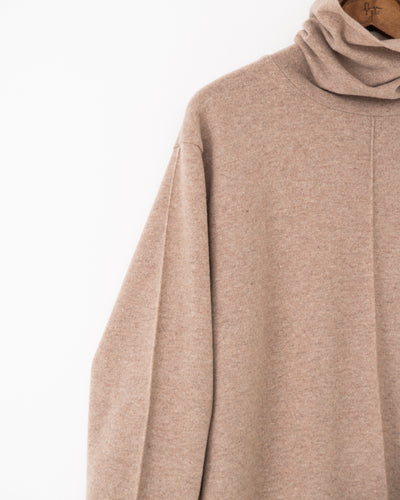 soft wool t-neck knit