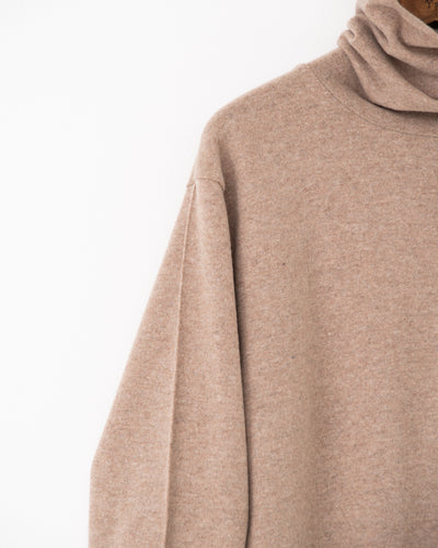 soft wool t-neck knit