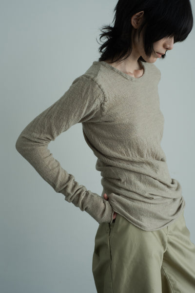 washable wool gauze r-neck knit