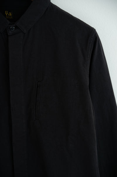 square collar shirt
