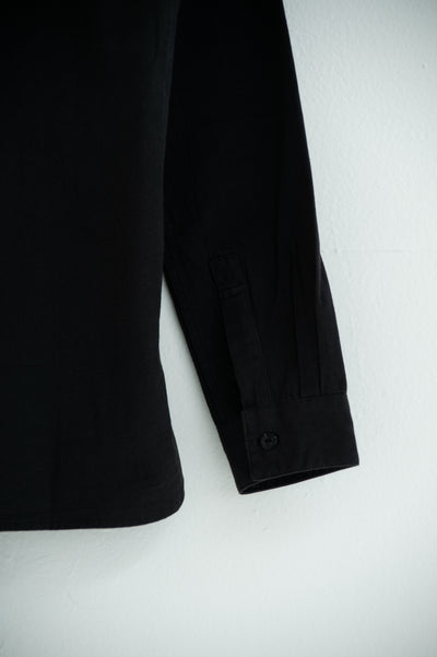 square collar shirt