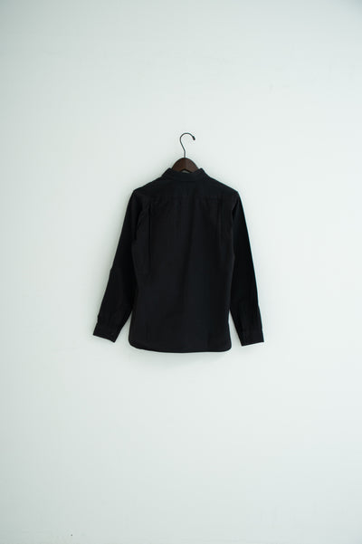 square collar shirt