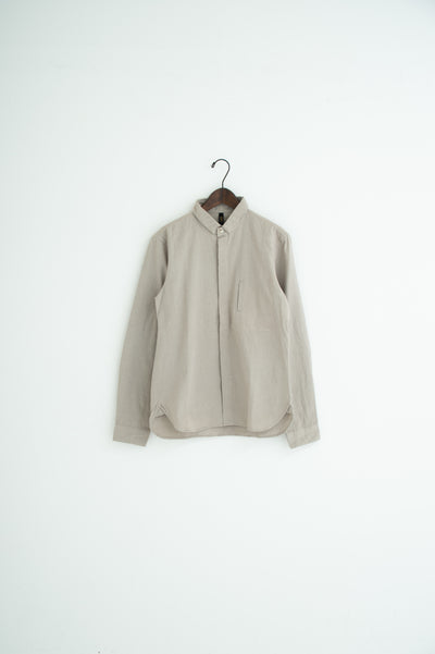 square collar shirt