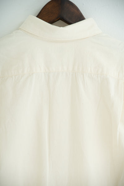 square collar shirt