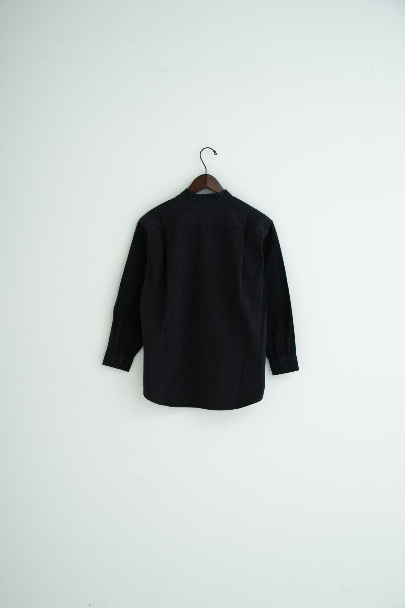 band collar bosom shirt