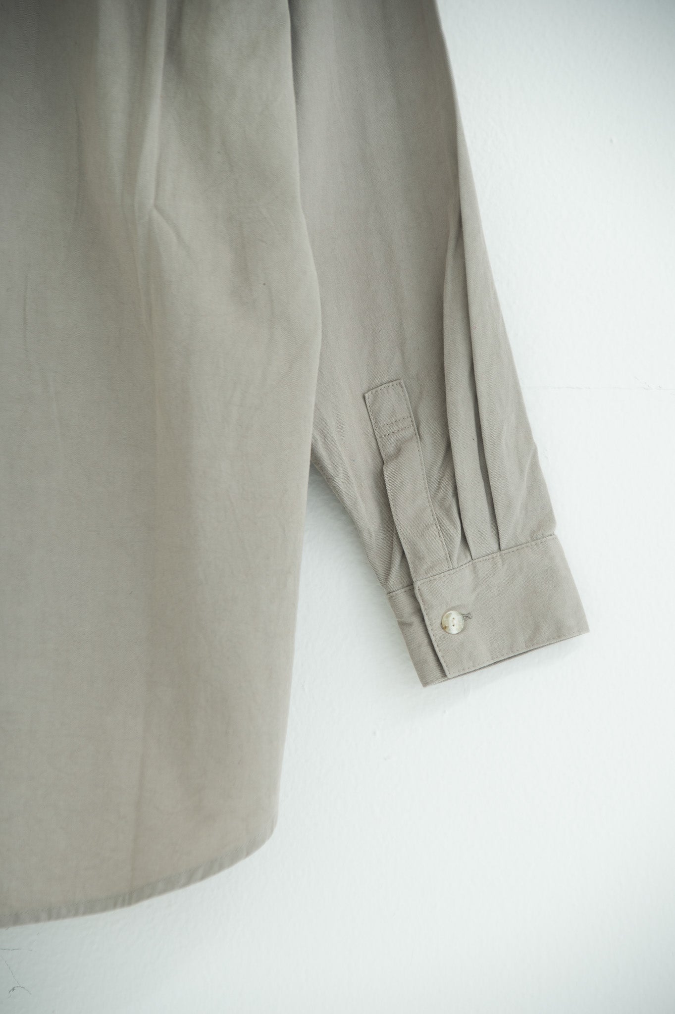 band collar bosom shirt