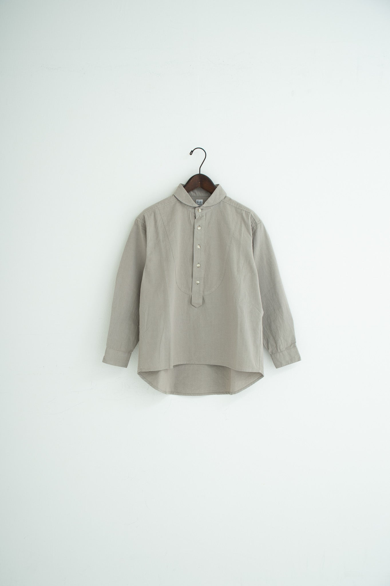 shawl collar bosom shirt gray