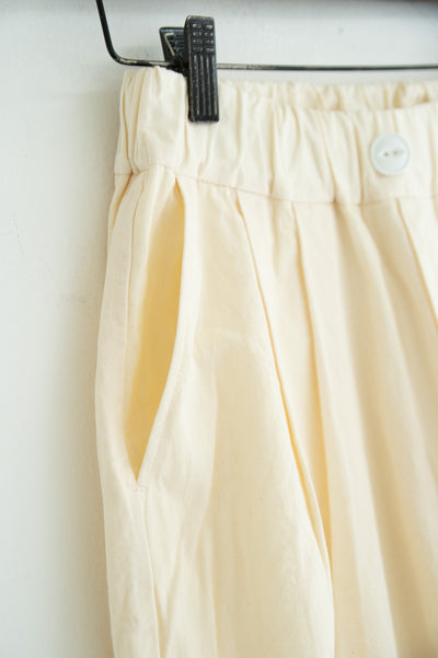 two-tuck wide pants