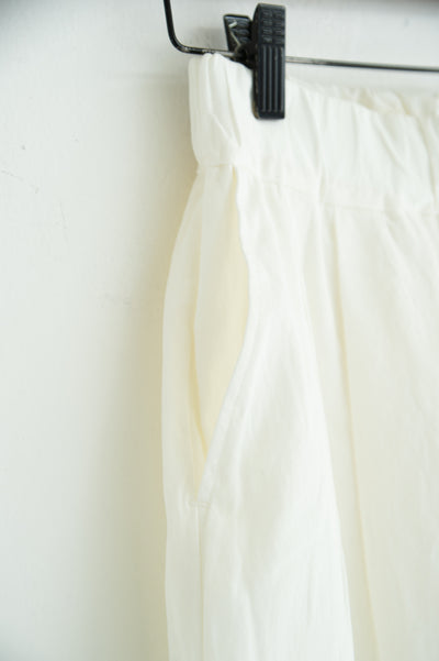 two-tuck wide pants