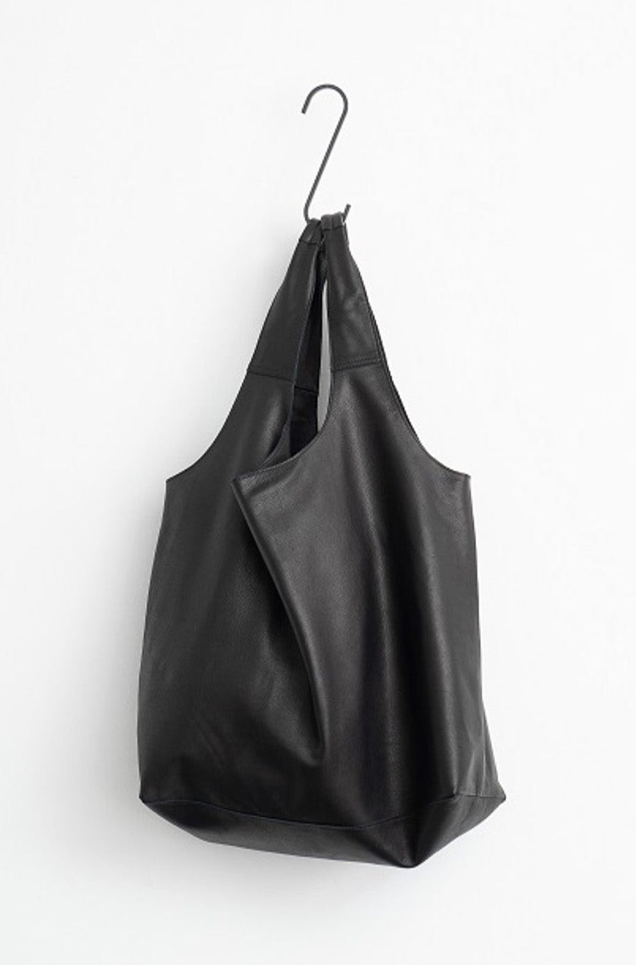leather huge bag F