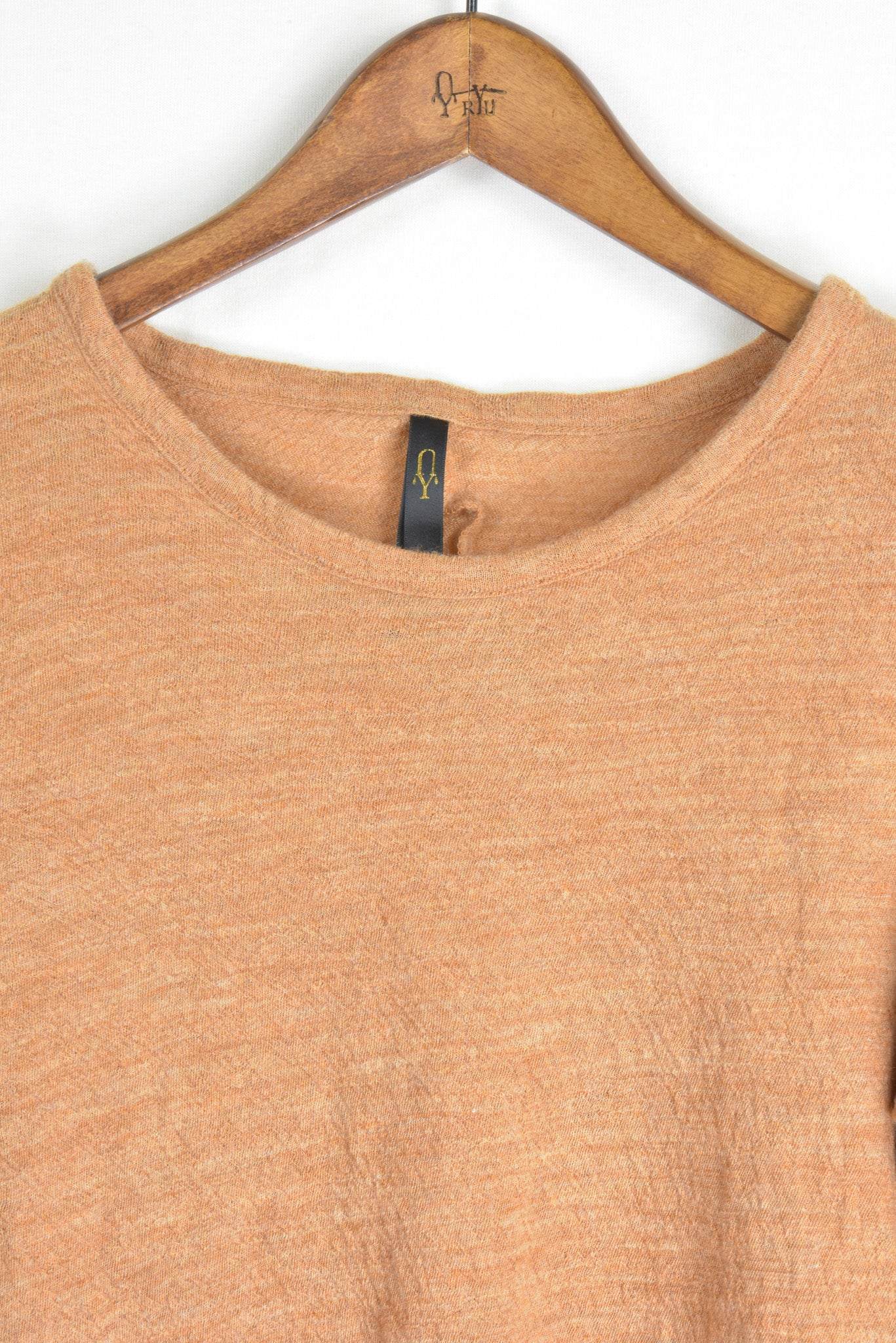 washable wool gauze r-neck knit mustard