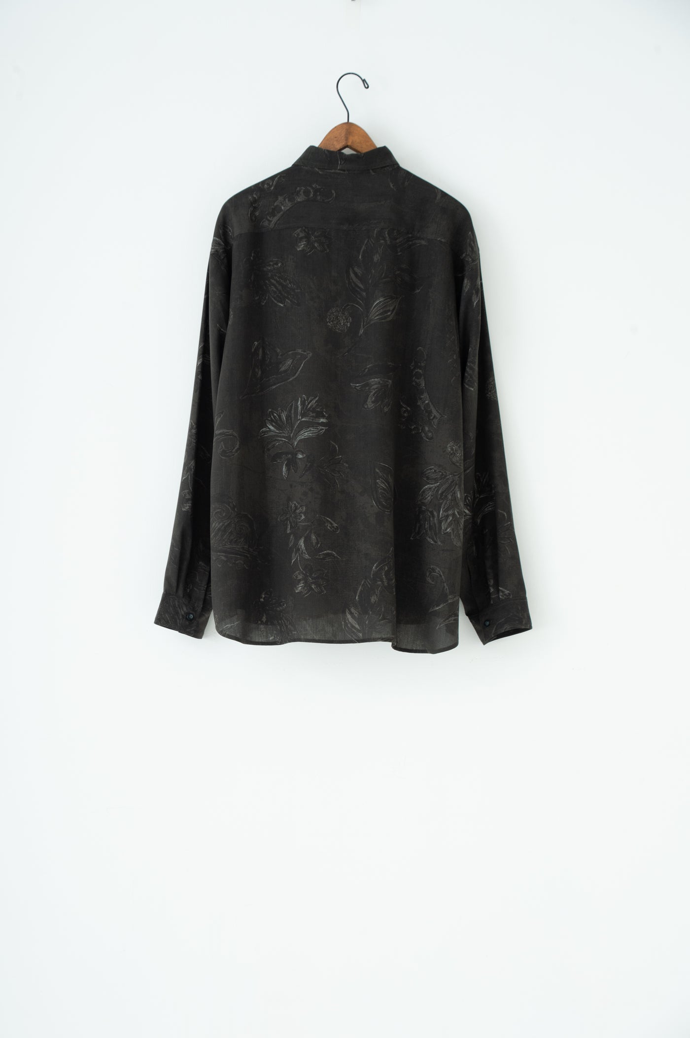 Kazakh long-sleeve shirt