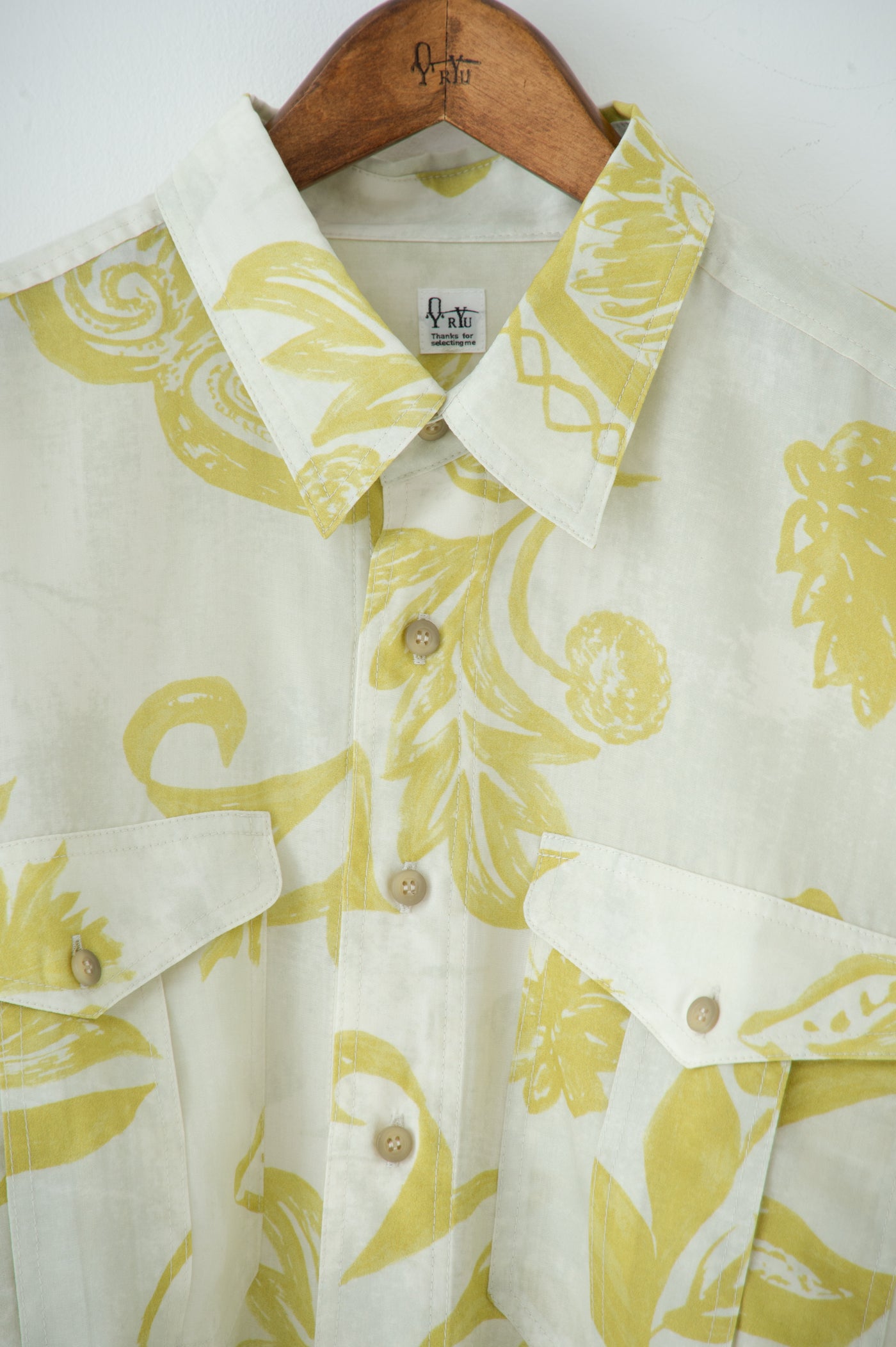 Kazakh long-sleeve shirt