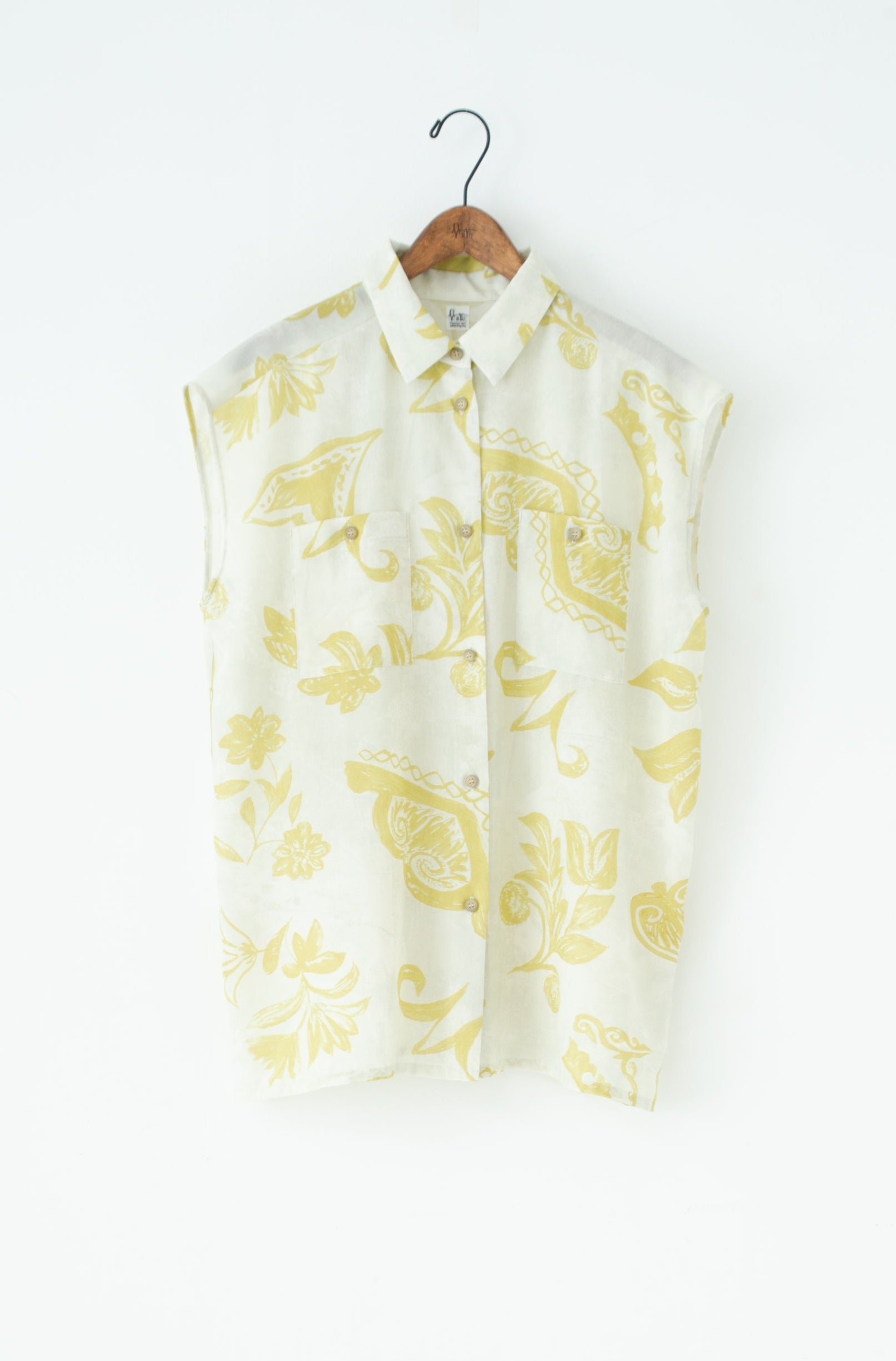Kazakh sleeve-less shirt butter