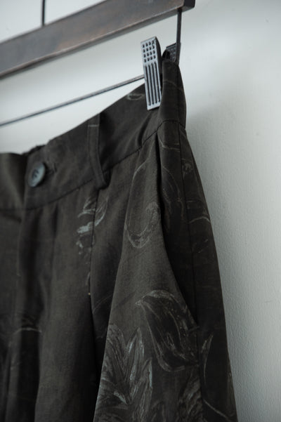 Kazakh drape slacks