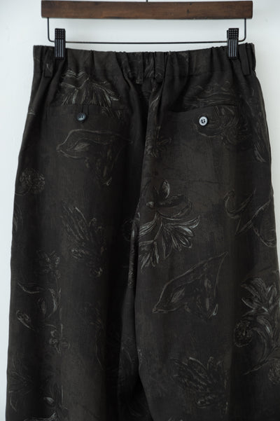 Kazakh drape slacks