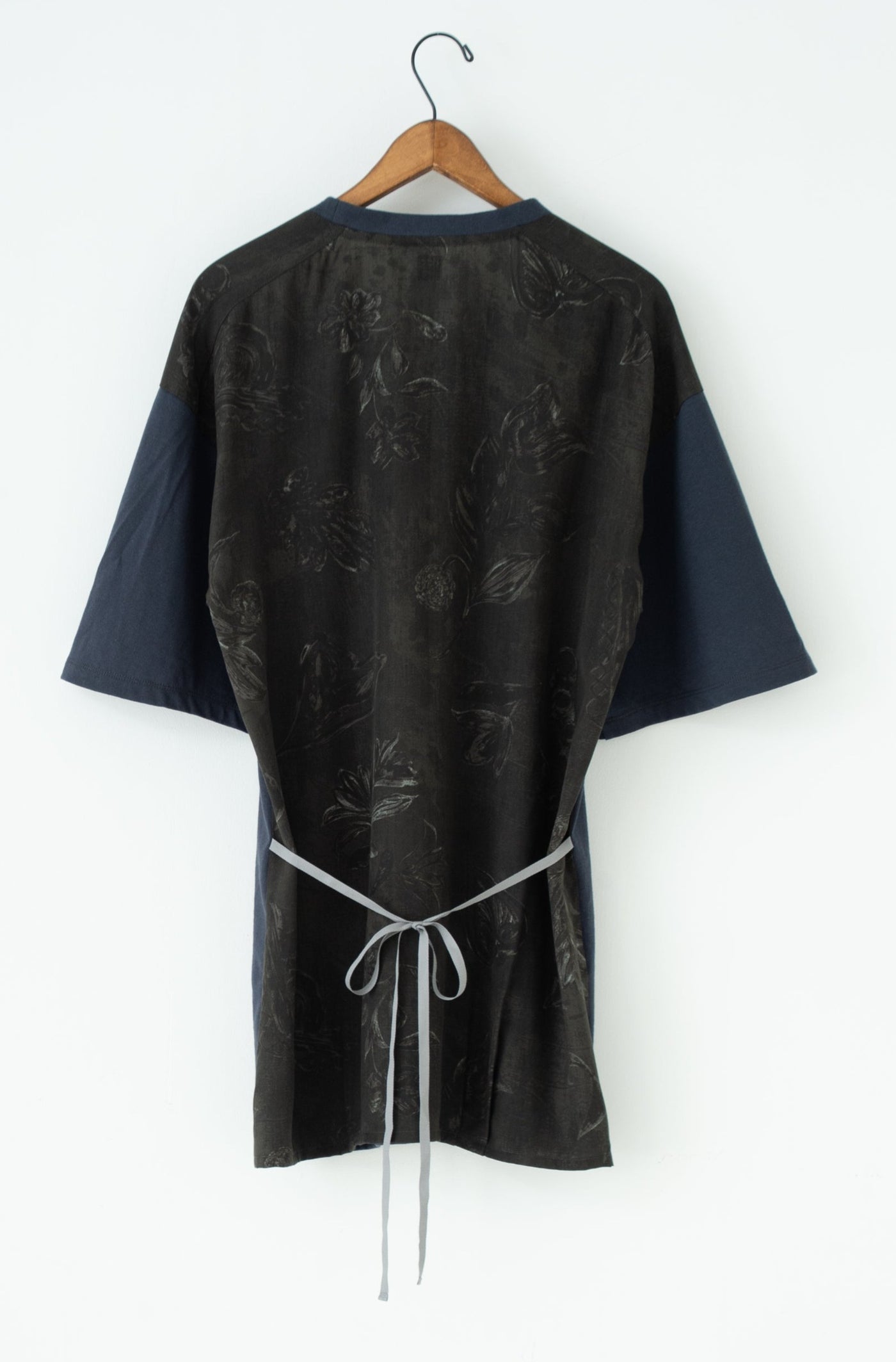 Kazakh docking pullover shirt